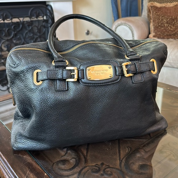 Michael Kors Hamilton Tote and Wallet set - Picture 1 of 11